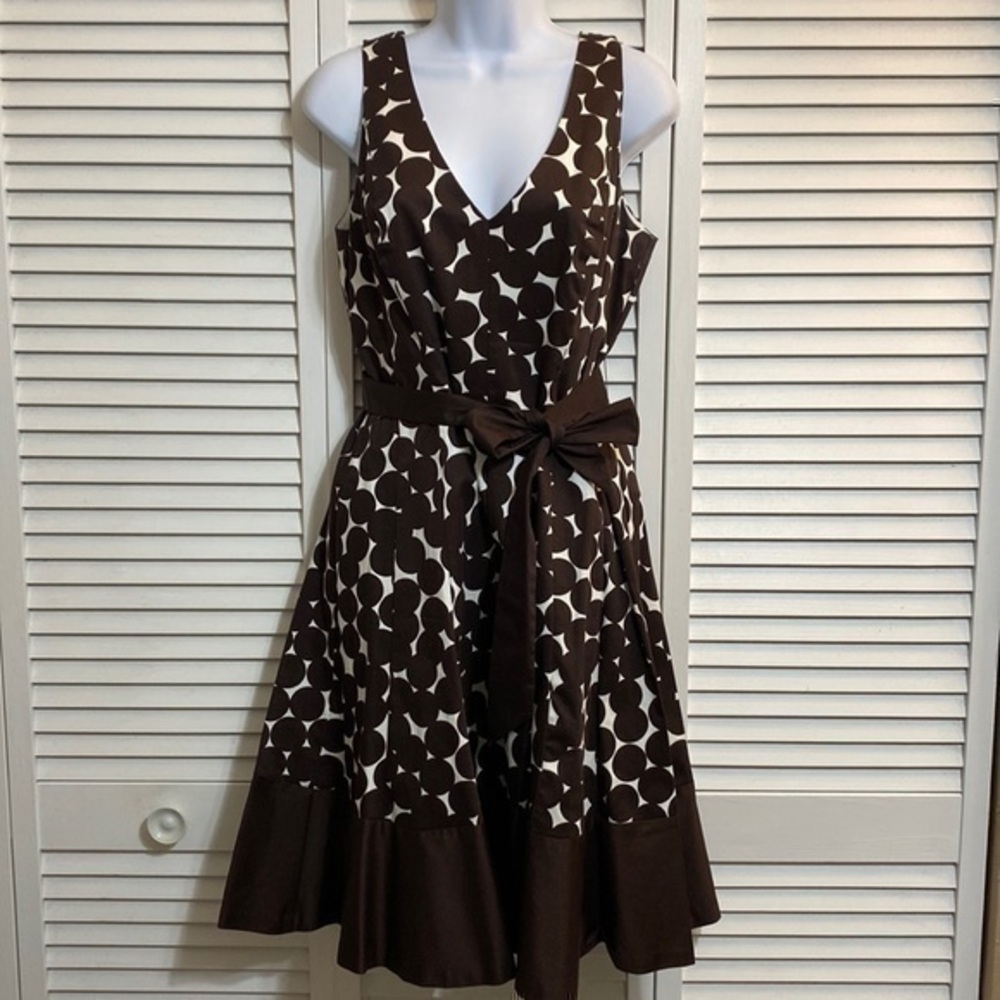 Jones Wear  Brown & White polkadots dress!